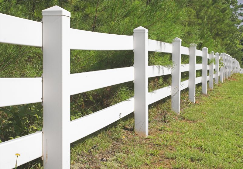 Vinyl Fence with Decorative Elements